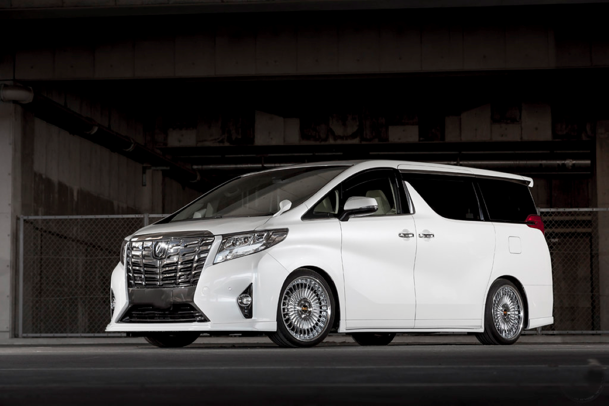 Sewa Mobil Bandara Soetta Magelang